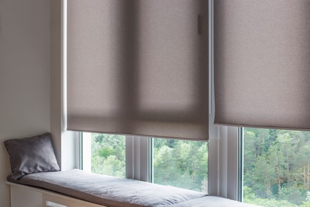 Choose Roller Shades To Control Light for Your Home
